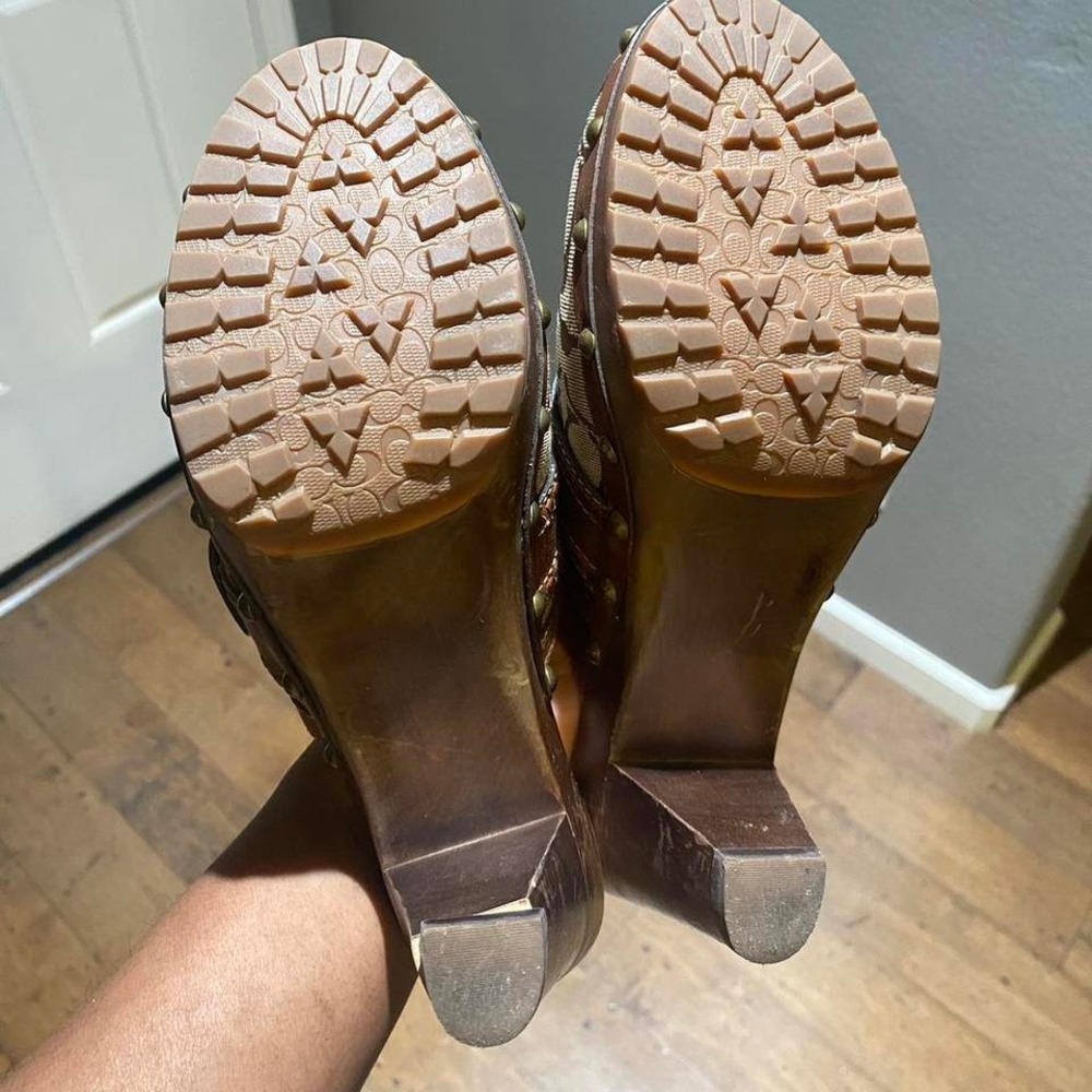 Vintage Y2K Coach "Willow" Signature Jacquard Heeled Clogs Size: US 9 - Picture 4 of 6
